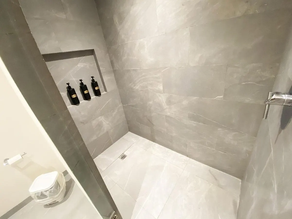 Apartment Studio W/Rooftop Pool Only 2 Mins From The Beach Playa del Carmen Mexico